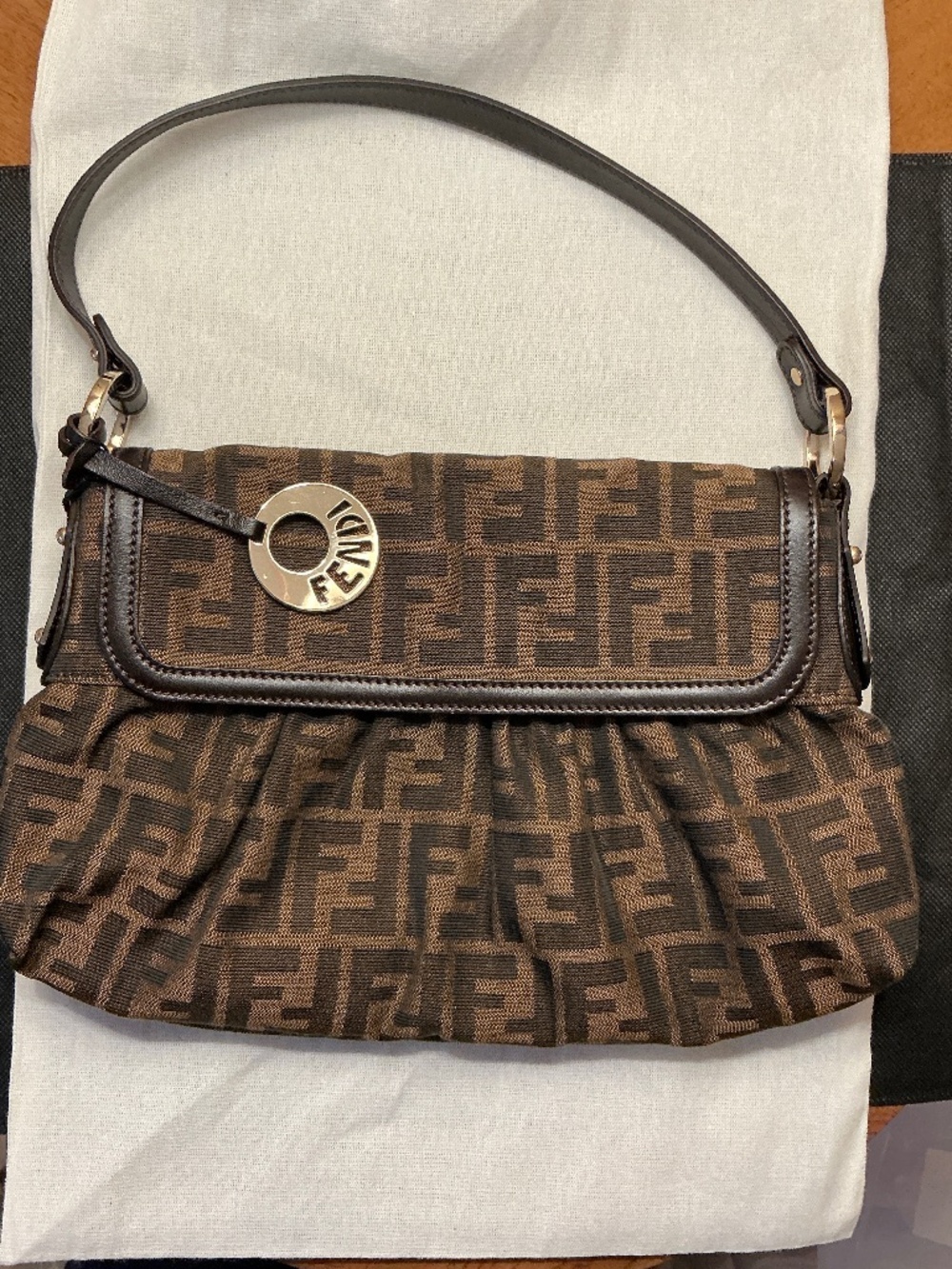 Fendi Zucca FF CHEF Sz medium in brown gold hardware - AUTHENTIC